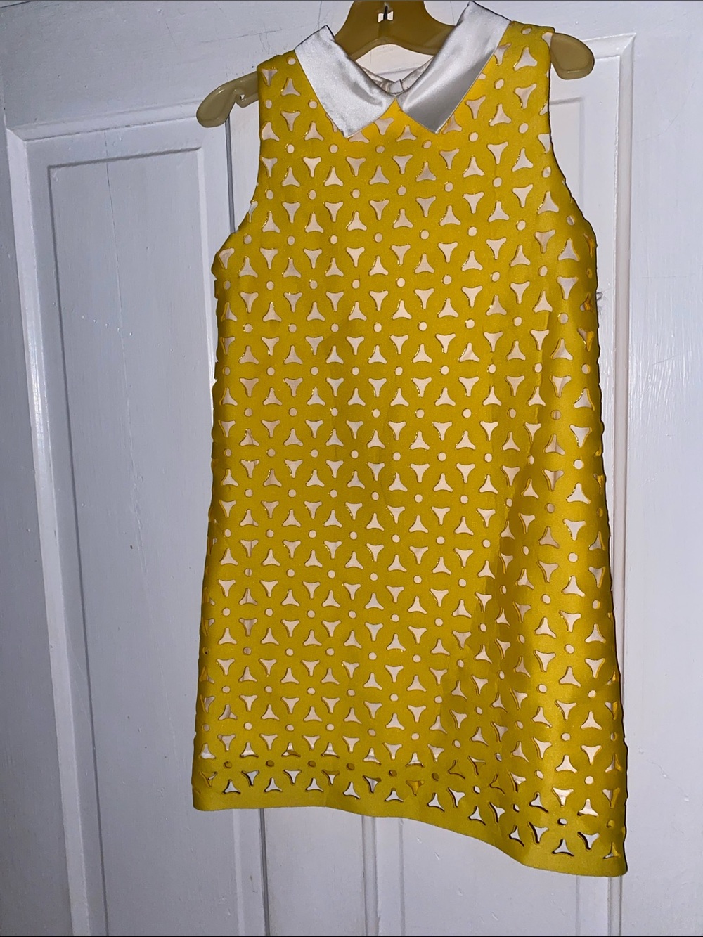 Charabia Girls Yellow Cut-Out Flower Shift Dress Sz 6A